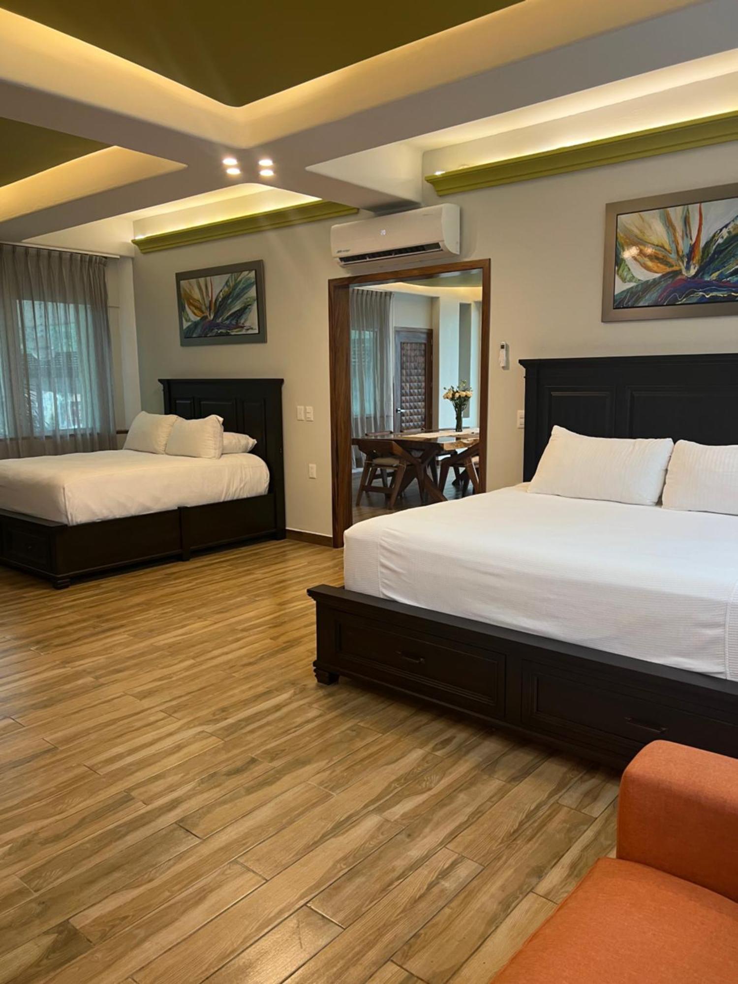 Boca De Tomatlan Luxury Boutique Hotel Accommodations ปูแอร์โตบาญาร์ตา ภายนอก รูปภาพ